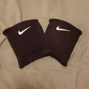 Volleyball knee pads